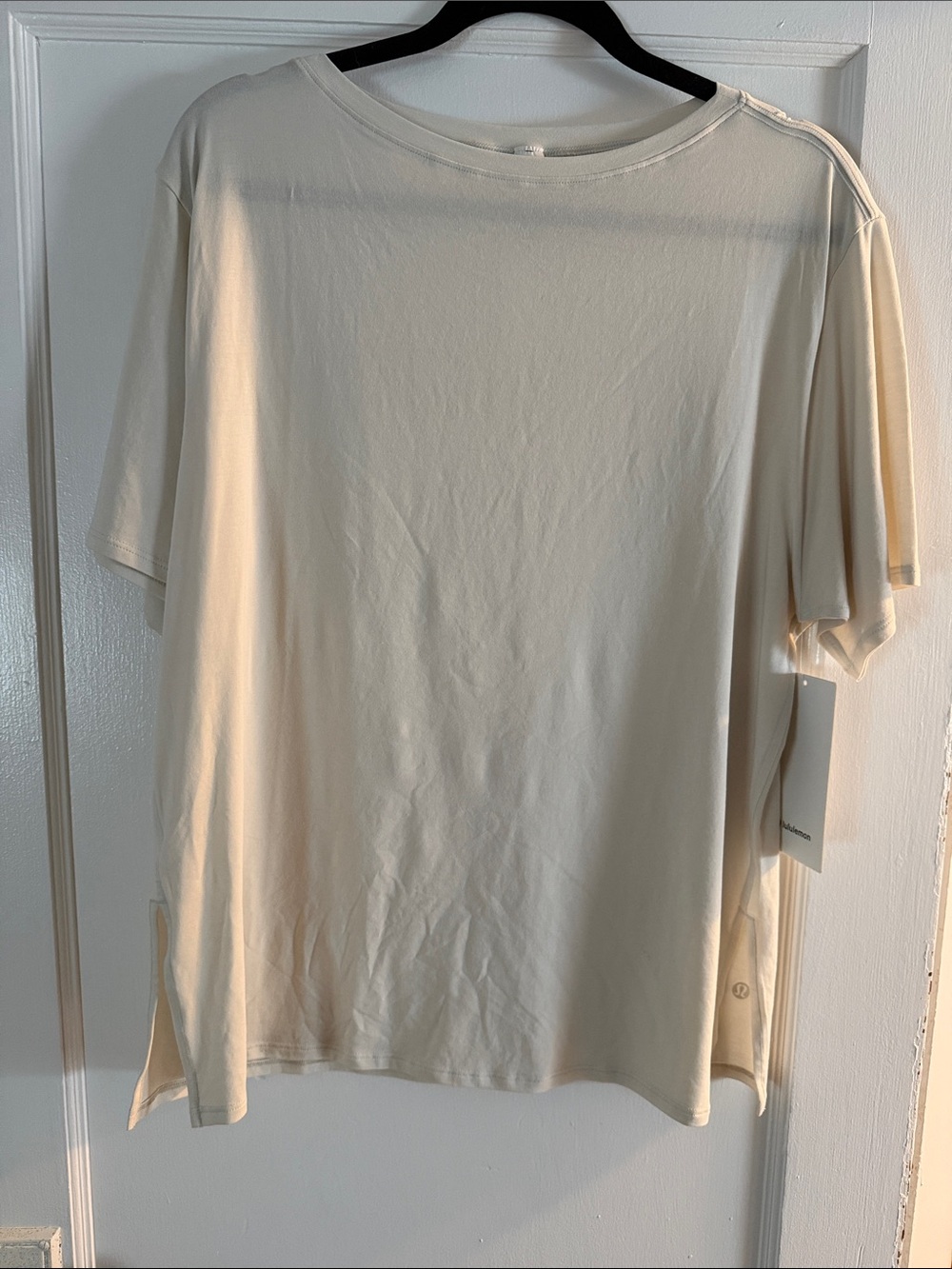 Lululemon Relaxed Fit Boatneck T-shirt NWT 10 Bone